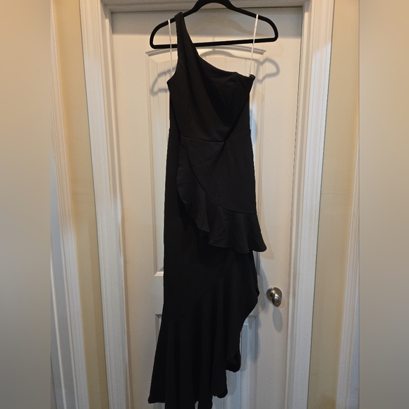 Lulus semiformal - Picture 4 of 7